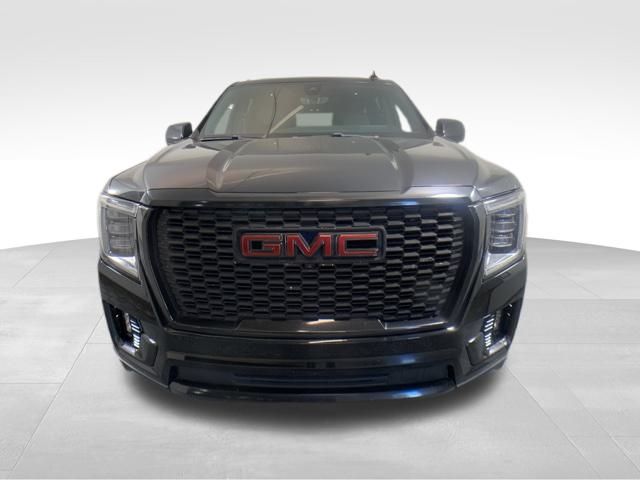 2021 GMC Yukon XL Denali 9