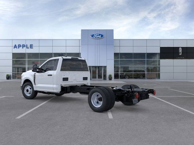 2026 Ford Super Duty F-350 DRW XL