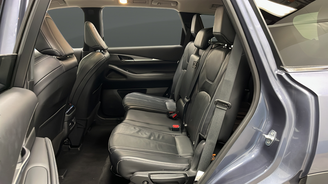 Used 2023 Blue INFINITI LUXE image 22