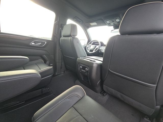 2023 Chevrolet Suburban Premier:44911A