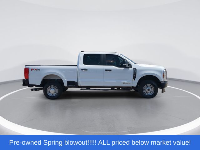 Used 2024 White Ford XL image 9
