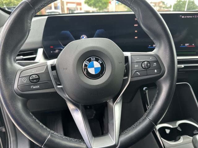 Used 2023 Black BMW xDrive28i image 13