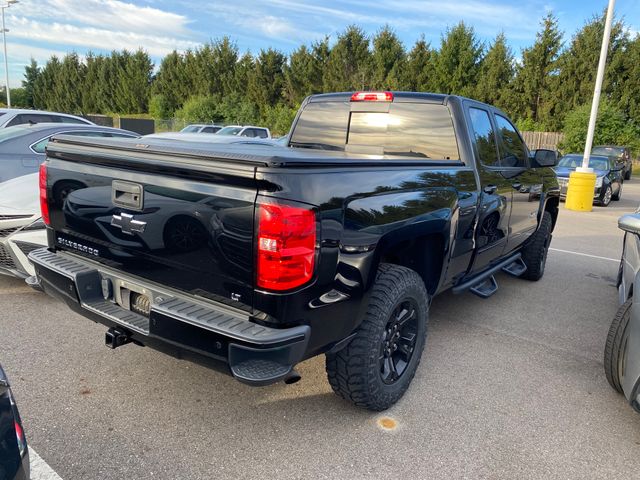 2017 Chevrolet Silverado 1500 LT 3