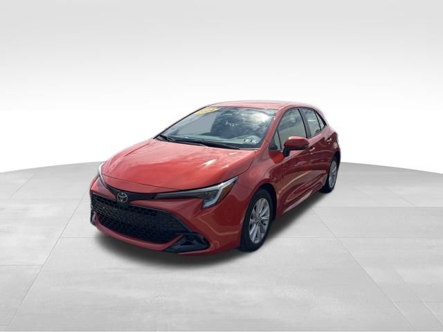 2025 Toyota Corolla Hatchback SE FWD