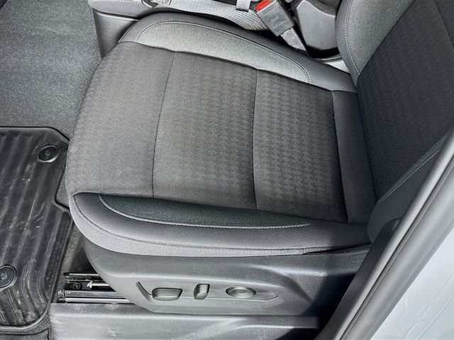 Used 2025 White Chevrolet LT image 20