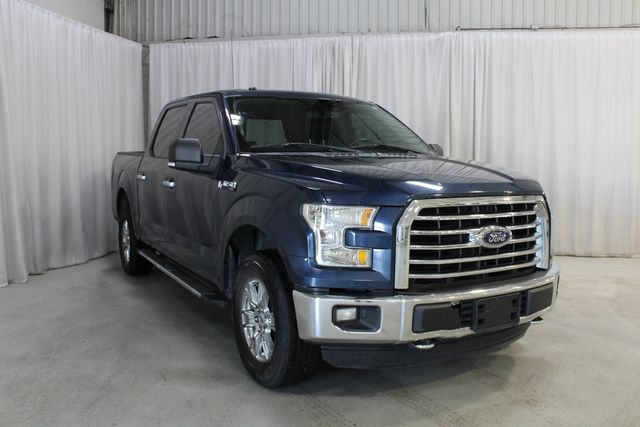 Used 2015 Blue Ford XLT image 35