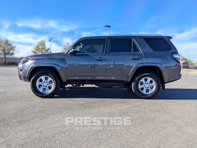 2017 Toyota 4Runner SR5 Premium 9