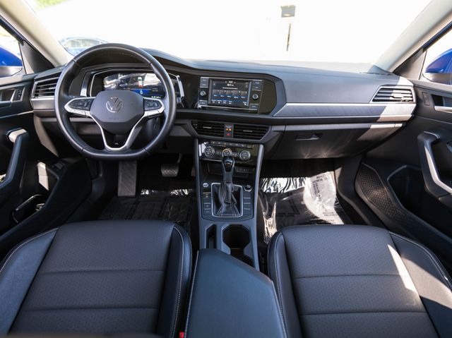 Used 2023 Volkswagen Jetta Sedan