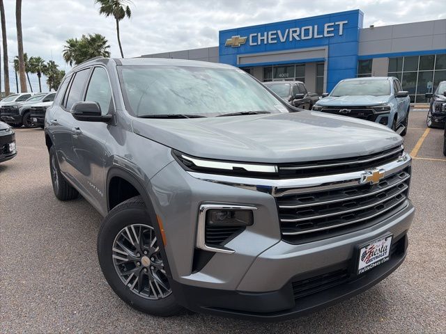 2026 Chevrolet Traverse FWD LT's photo