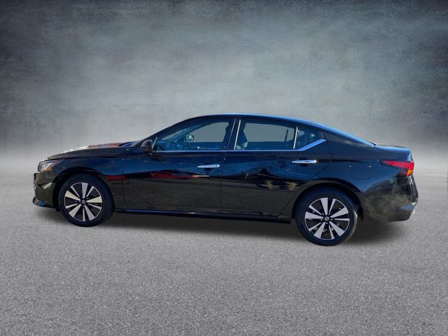 2022 Nissan Altima 2.5 SV 22