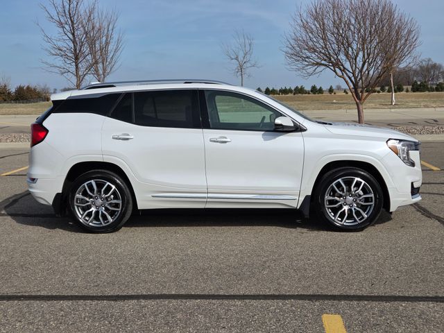 2024 GMC Terrain AWD Denali