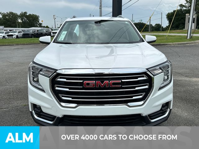 Used 2024 White GMC SLT image 2