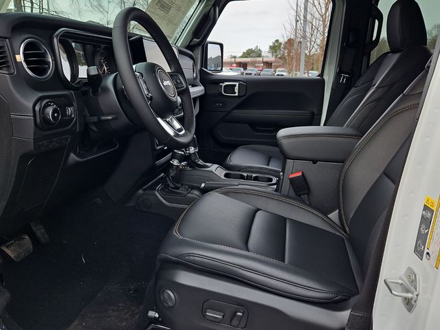 New 2026 White/off-white Jeep Sahara image 13