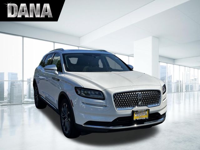  2023 Lincoln Nautilus Reserve AWD   
