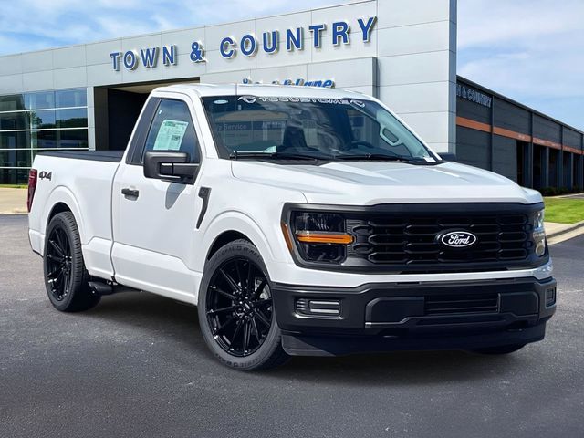 Oxford White 2026 Ford F-150 Pickup Truck Four-Wheel Drive Automatic