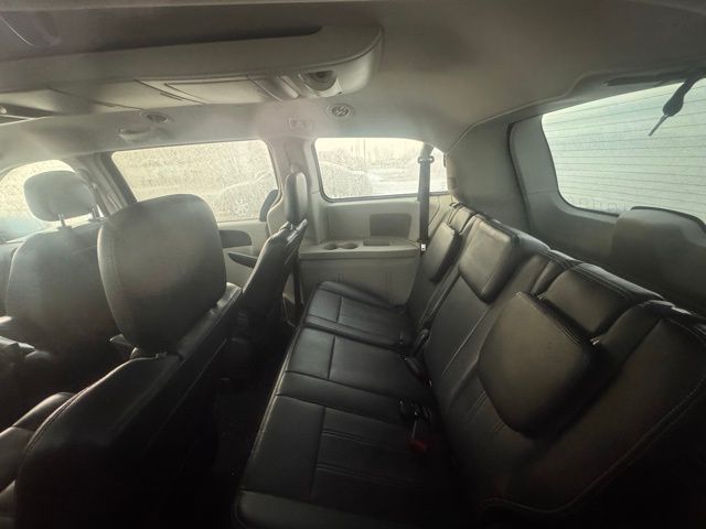 2013 Chrysler Town & Country Touring