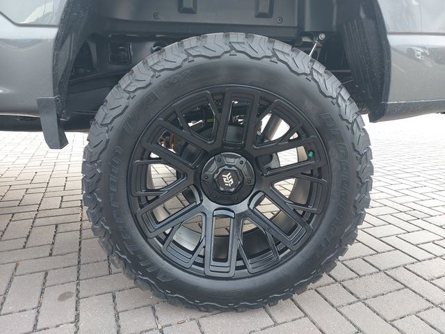 New 2026 Gray Ford XLT image 31