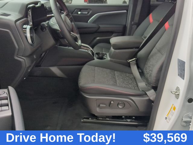 2023 Chevrolet Colorado Z71 photo