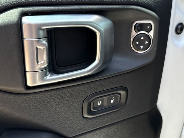 New 2026 Jeep Wrangler SUV