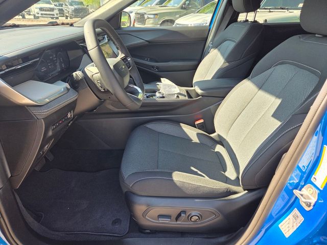 New 2026 Blue Jeep Laredo image 4