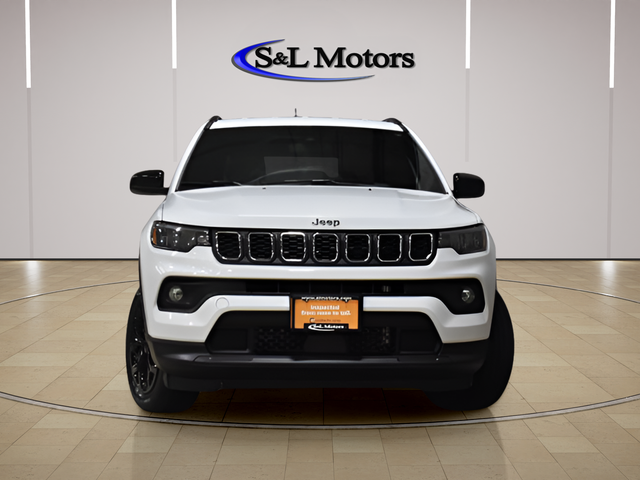View vehicle photo 2