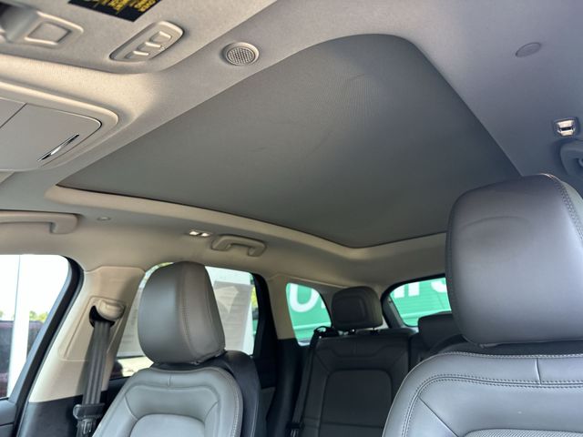 Used 2025 Red Lincoln Grand Touring image 21