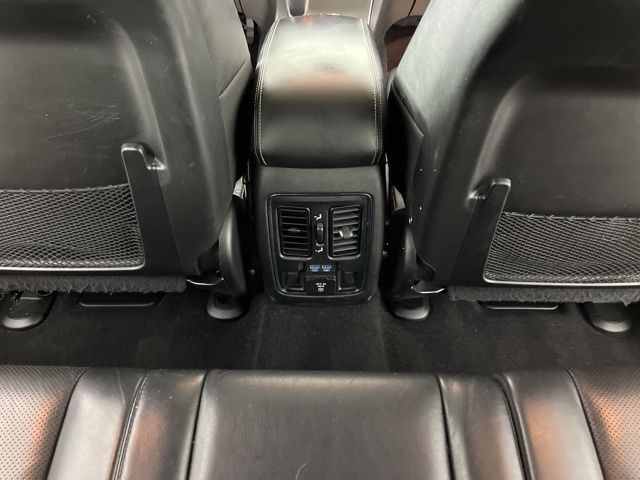 2021 Jeep Grand Cherokee 80th Anniversary Edition photo