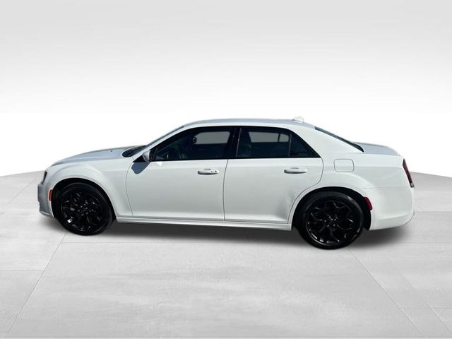 2022 Chrysler 300 Touring 6