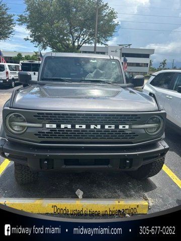 Carbonized Gray Metallic 2022 Ford Bronco SUV / Crossover Four-Wheel Drive Automatic