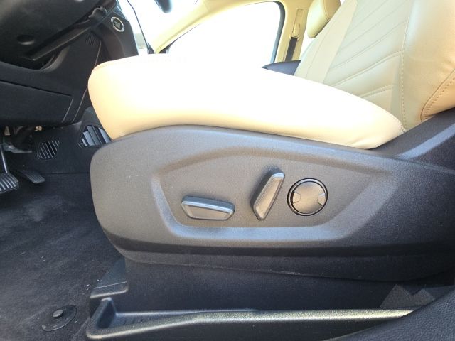 2024 Ford Edge SEL:B02210