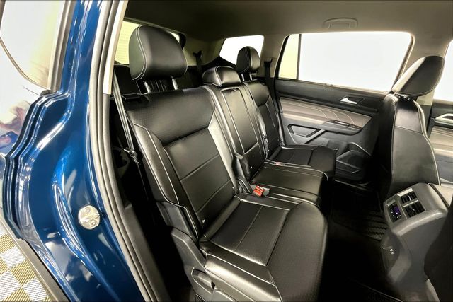 2022 Volkswagen Atlas 3.6L V6 SE w/Technology photo