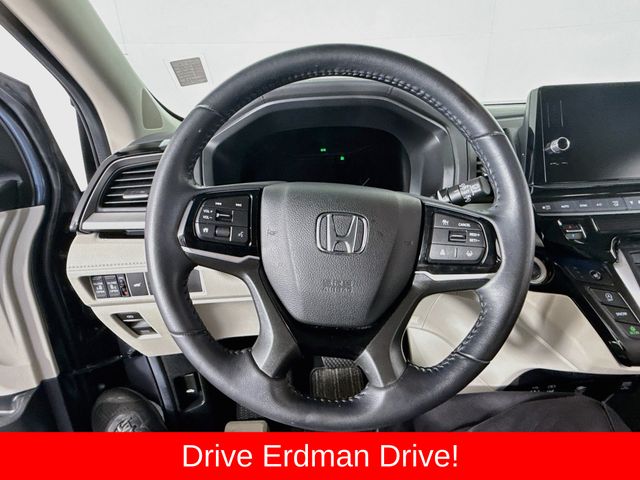 Used 2025 Honda Odyssey Van