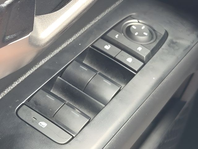 Used 2025 Toyota Tacoma Truck