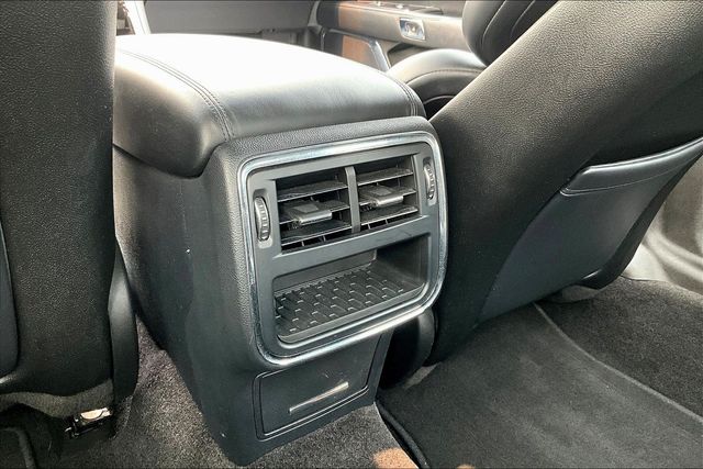 2018 Lincoln Continental Premiere - 9
