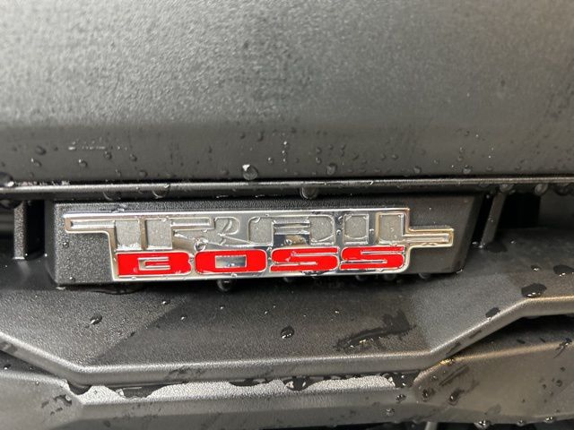2025 Chevrolet Colorado Trail Boss photo