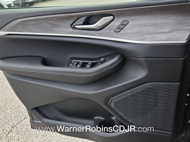 New 2025 Gray Jeep Limited image 29