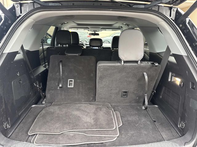 2021 Ford Explorer - Image 17