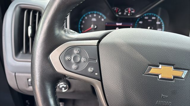 Used 2022 Black Chevrolet Z71 image 22