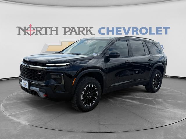 Mosaic Black Metallic 2026 Chevrolet Traverse SUV / Crossover Four-Wheel Drive 8-Speed Automatic
