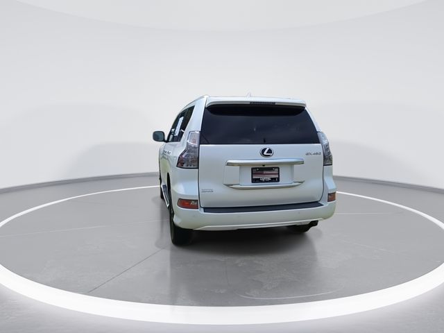 Used 2021  Lexus 460 image 7