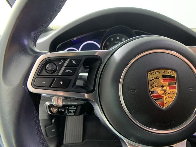 2022 Porsche Cayenne GTS 16