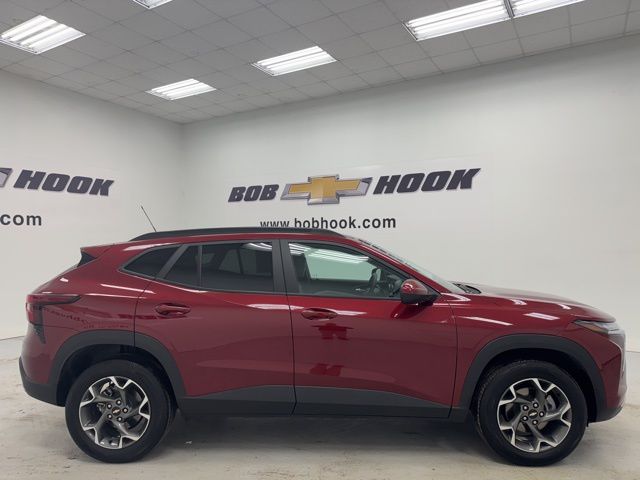 used 2024 Chevrolet Trax car, priced at $20,278