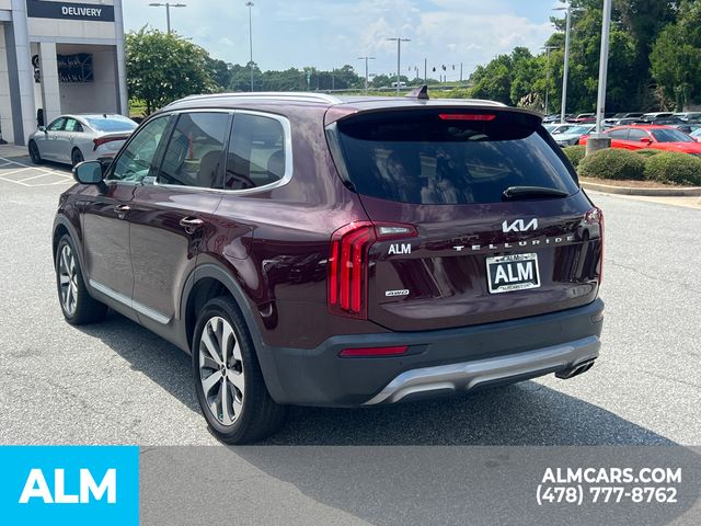 Used 2022 Purple Kia EX image 8