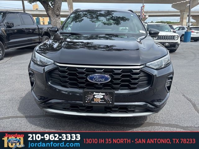 Used Car 2023 Ford Escape  St-line Elite For Sale Under $30,000 In San Antonio, Texas
