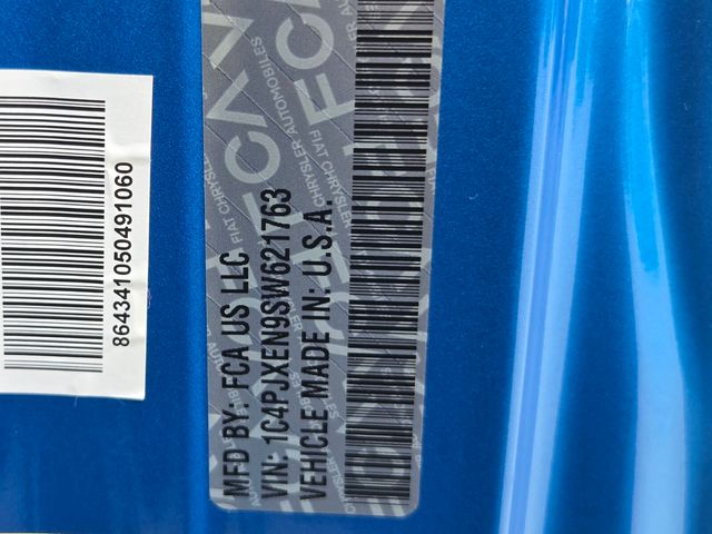 Used 2025 Blue Jeep Sahara image 34