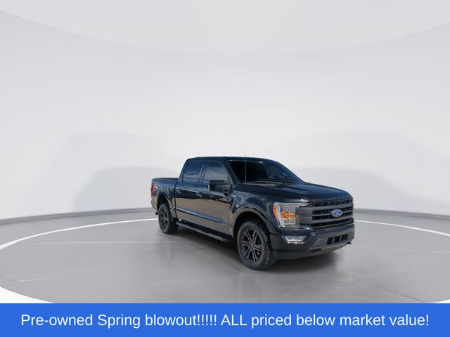 Used 2022 Agate Black Metallic Ford Lariat image 2