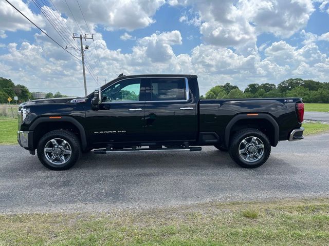 2026 GMC Sierra 2500HD SLT - Image 2