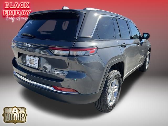 2025 Jeep Grand Cherokee  12