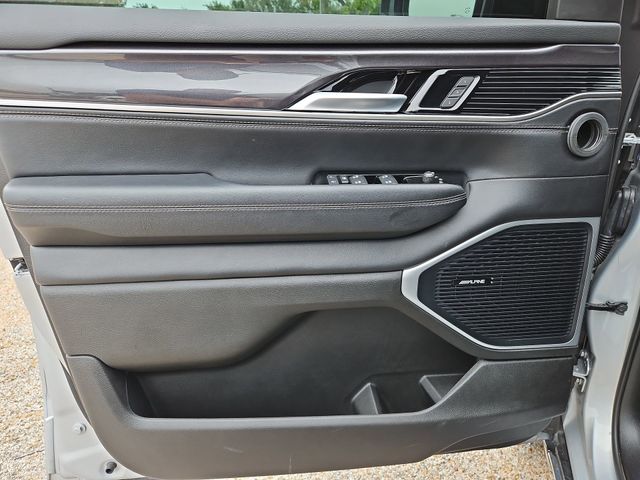 2024 Jeep Wagoneer Base Silver at River Oaks CDJR