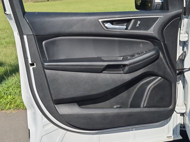 Used 2024 White Ford SEL image 19